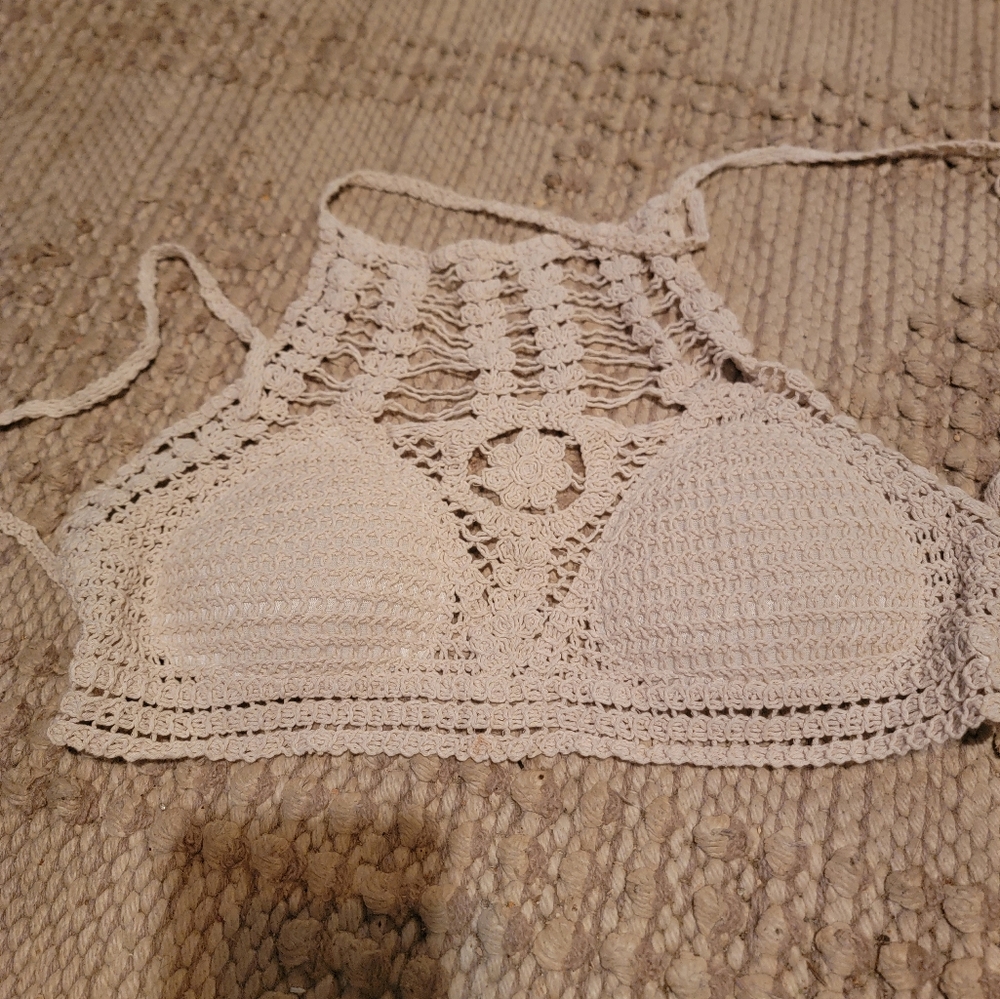 Crop Top - Picture 4 of 5